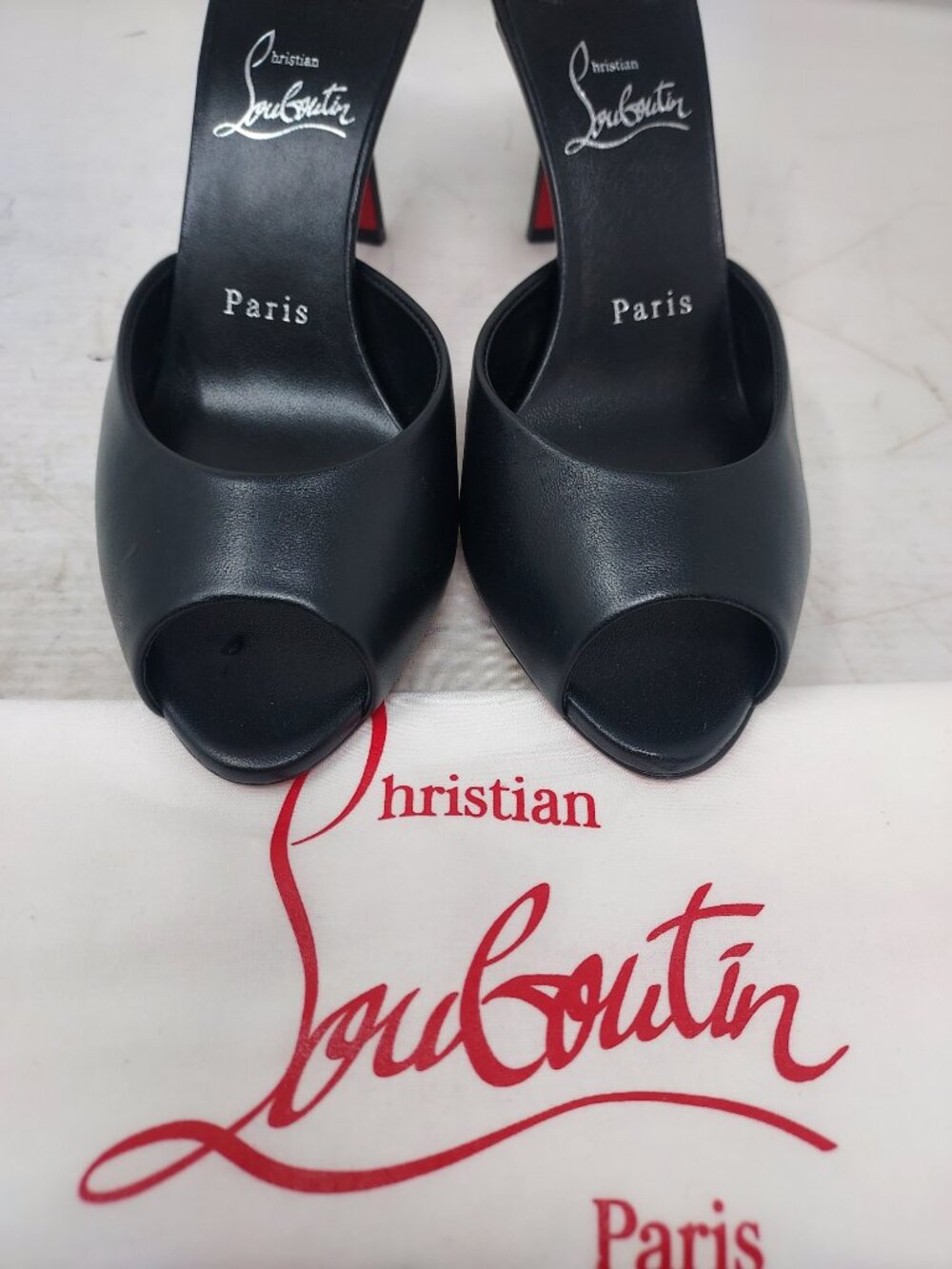 CHRISTIAN LOUBOUTIN Me Dolly Leather Black Mule Sandal - Picture 9 of 11